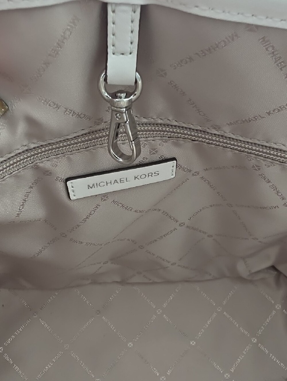 Michael Kors Blue & White Tie-Dye Wash MK Monogram Canvas Large Tote (NWOT)🩵🤍 - Picture 10 of 14